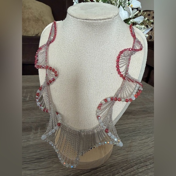 Stunning Swarovski Long Necklace Never Worn - Picture 5 of 8